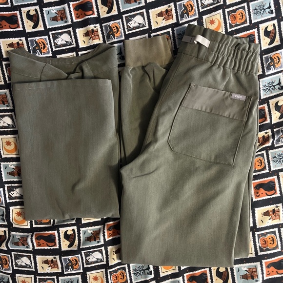 Figs Scrub Set - Picture 2 of 5